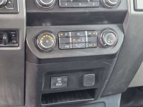 Used 2022 Ford F250 XL w/ Power Equipment Group AWD/4WD image 20