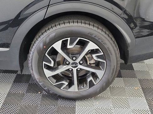 Used 2023 Kia Sportage EX AWD/4WD image 10