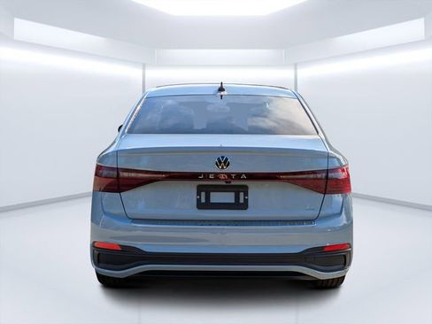 New 2026 Volkswagen Jetta SE image 4