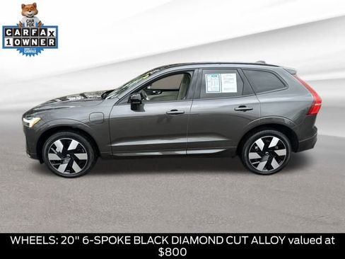 Used 2025 Volvo XC60 T8 Plus w/ Climate Package image 5