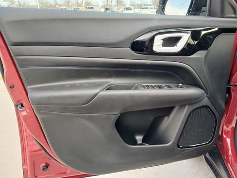 New 2026 Jeep Compass Latitude AWD/4WD image 11