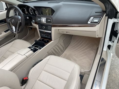 Used 2017 Mercedes-Benz E 400 Cabriolet image 45