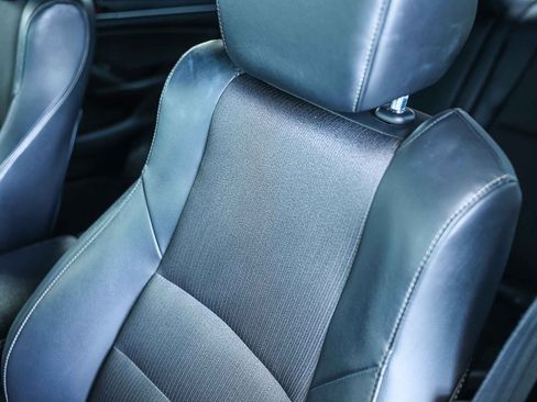 Used 2018 Honda Accord Sport image 31