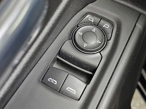 Certified 2025 Chevrolet Silverado 1500 W/T w/ WT Safety Package AWD/4WD image 29