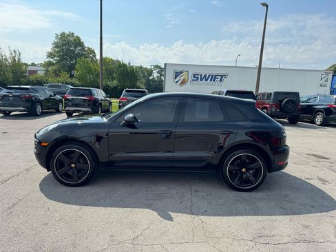 Used 2018 Porsche Macan AWD/4WD image 6