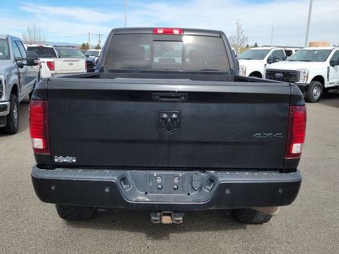 Used 2018 RAM 2500 Laramie w/ Sport Appearance Group AWD/4WD image 10
