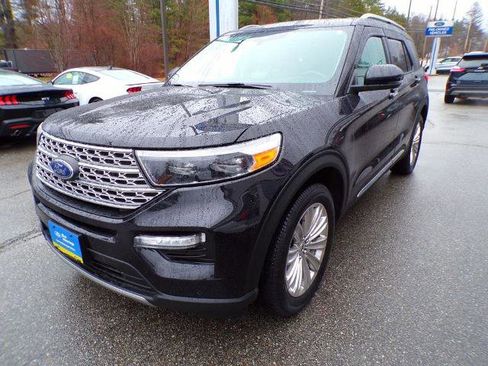 Certified 2023 Ford Explorer Limited w/ Limited Technology Package AWD/4WD image 3