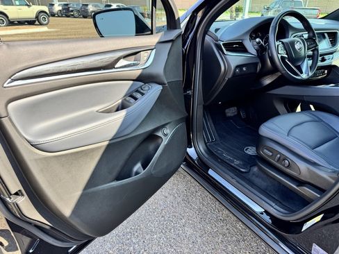 Used 2022 Buick Enclave Essence w/ Experience Buick Package image 15