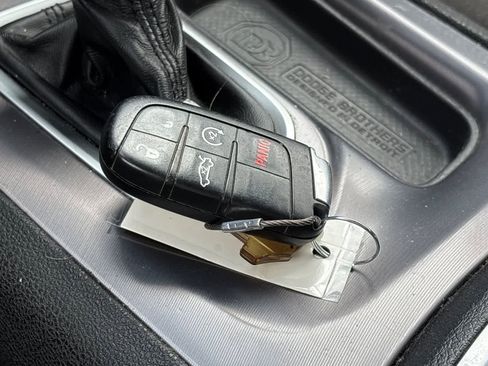 Used 2020 Dodge Charger R/T image 27