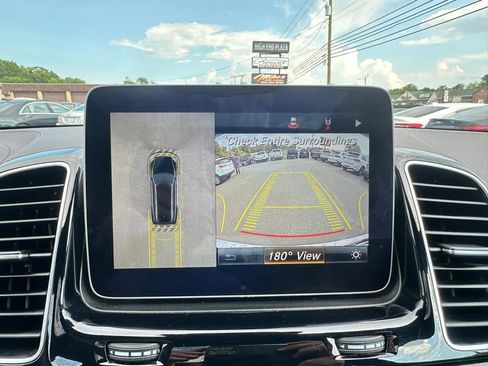 Used 2018 Mercedes-Benz GLS 450 4MATIC image 12