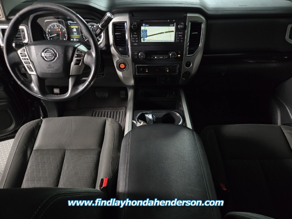 Used 2017 Nissan Titan SV RWD image 16