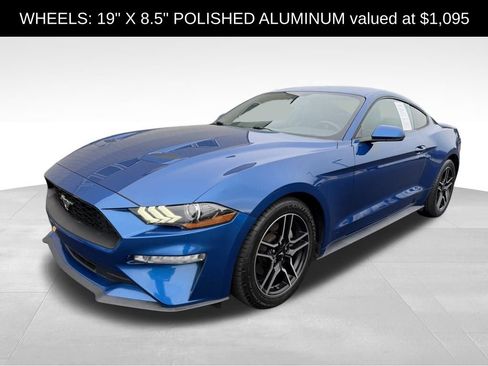 Used 2018 Ford Mustang Premium image 3