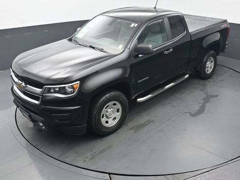 Used 2017 Chevrolet Colorado W/T w/ WT Convenience Package AWD/4WD image 30