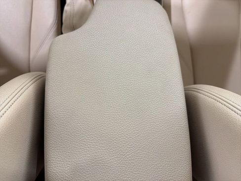 Used 2013 BMW 328i xDrive Sedan AWD/4WD image 40