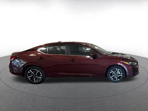 Used 2025 Nissan Sentra SV FWD image 7