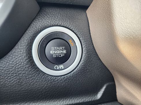 Used 2022 RAM 1500 Laramie RWD image 32