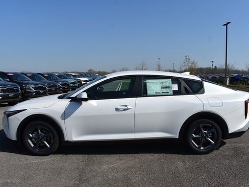 New 2026 Kia K4 FWD image 7