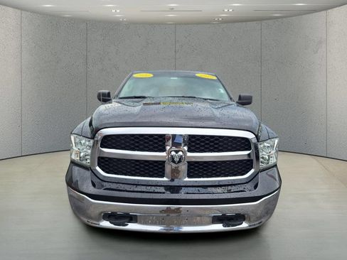 Used 2020 RAM 1500 Classic SLT AWD/4WD image 8