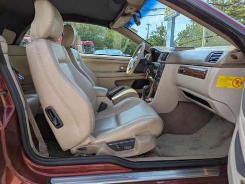 Used 2000 Volvo C70 LT FWD image 28