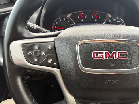 Used 2024 GMC Terrain SLT AWD/4WD image 25
