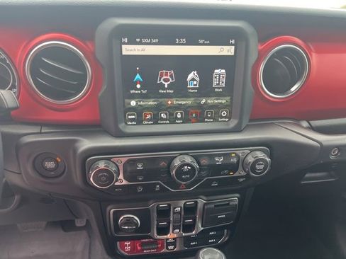 Used 2022 Jeep Wrangler Unlimited Rubicon image 15