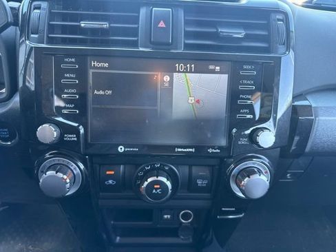 Used 2022 Toyota 4Runner TRD Off-Road Premium w/ TRD Black Wheel Package (TMS) AWD/4WD image 18