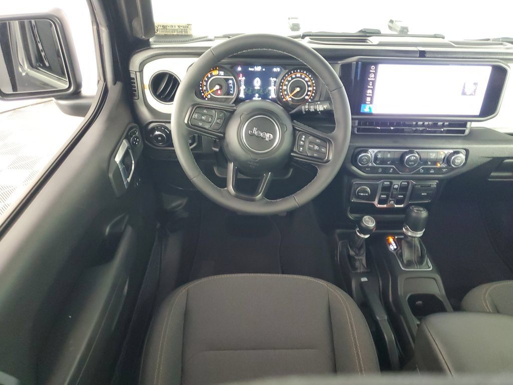 Used 2026 Jeep Wrangler Unlimited Sport AWD/4WD image 14