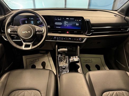 Used 2025 Kia Sportage X-Line w/ Premium Package image 9