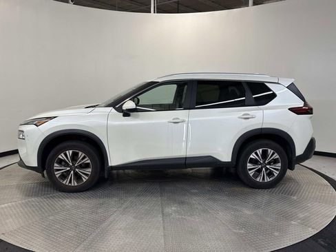 Used 2023 Nissan Rogue SV w/ SV Premium Package image 4