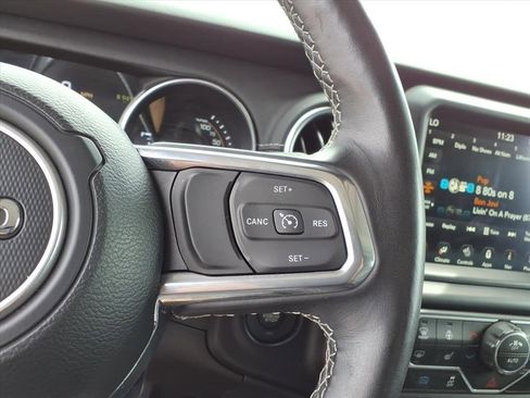 Used 2023 Jeep Wrangler Unlimited Sahara w/ Cold Weather Group image 28