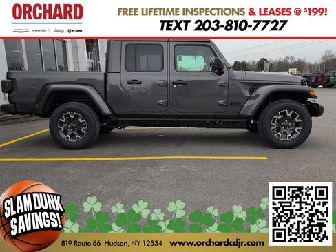 New 2026 Jeep Gladiator Sport image 2