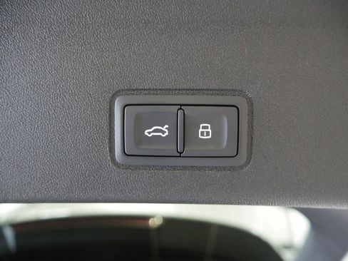 New 2026 Audi Q3 quattro 2.0T image 26