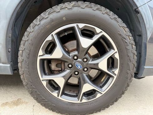 Used 2019 Subaru Crosstrek 2.0i Premium w/ Moonroof Package image 24