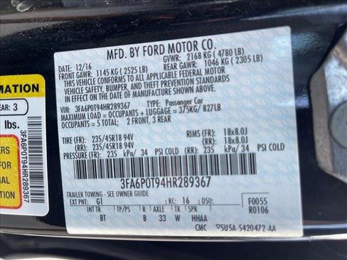 Used 2017 Ford Fusion SE w/ Fusion SE Technology Package AWD/4WD image 16
