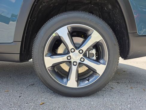 New 2026 Jeep Grand Cherokee L Limited RWD image 6
