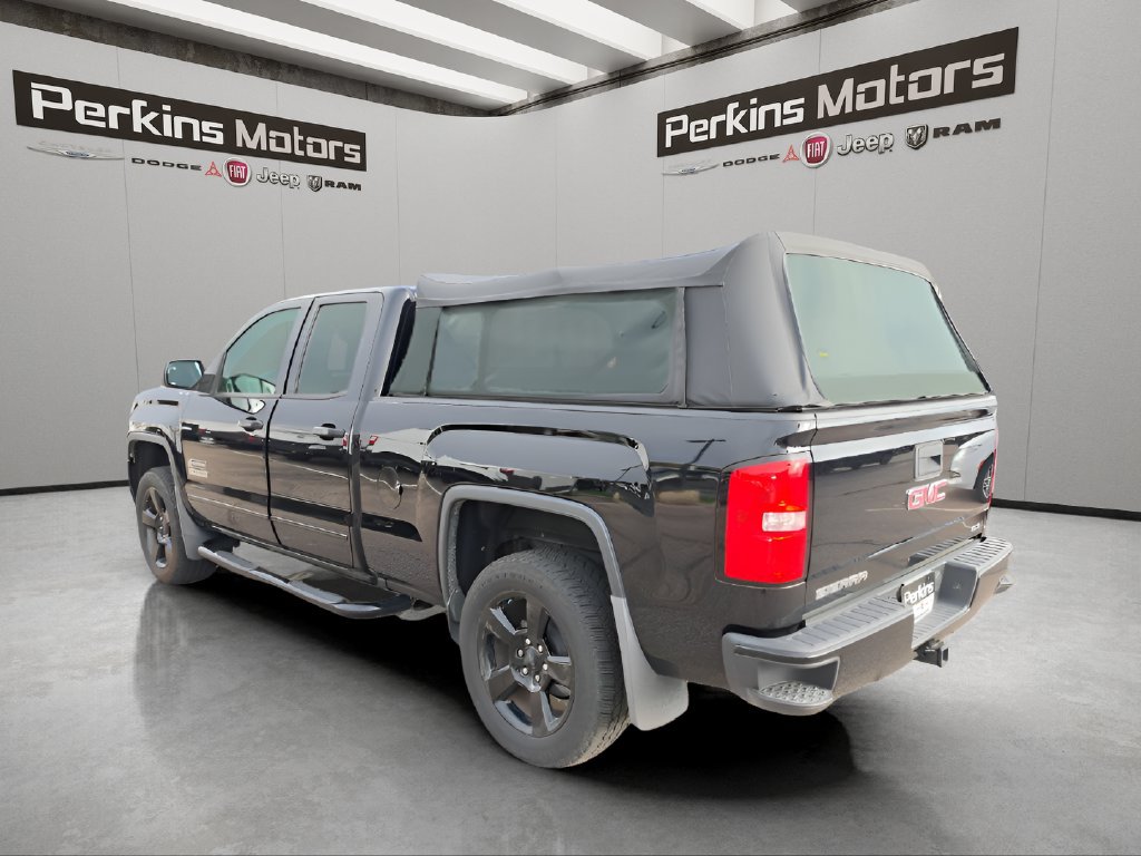 Used 2017 GMC Sierra 1500 SLE w/ Elevation Edition AWD/4WD image 3