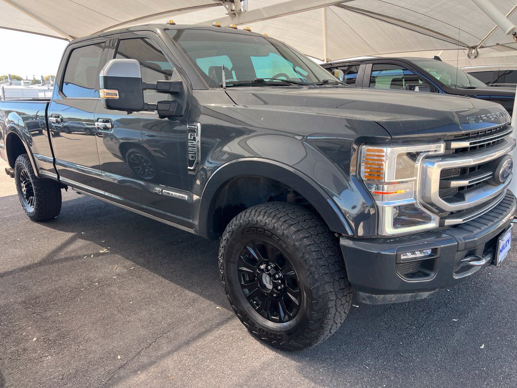 Used 2021 Ford F250 Platinum w/ Tremor Off-Road Package AWD/4WD image 2