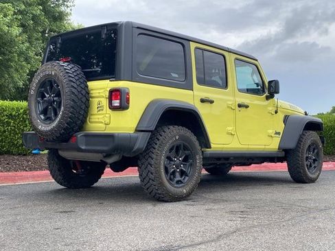 Used 2023 Jeep Wrangler Unlimited w/ Cold Weather Group AWD/4WD image 3