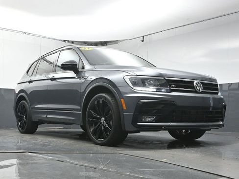 Used 2021 Volkswagen Tiguan SE R-Line image 33