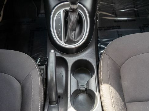 Used 2019 Kia Soul FWD image 24
