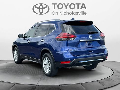 Used 2019 Nissan Rogue SV AWD/4WD image 4