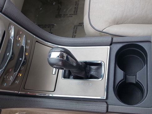 Used 2011 Lincoln MKX AWD w/ 102A Rapid Spec Order Code image 24