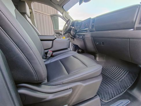 Used 2024 Chevrolet Silverado 3500 LT w/ Convenience Package image 32