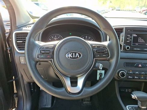 Used 2018 Kia Sportage LX FWD image 18