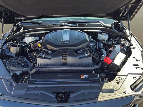 Certified 2025 Cadillac CT5 V w/ Technology Package image 11