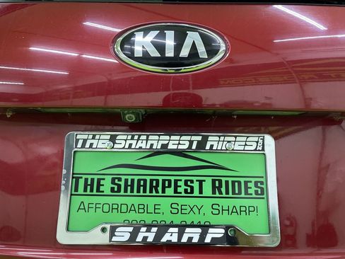 Used 2020 Kia Sorento LX w/ LX I4 Convenience Package image 12