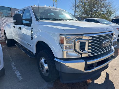 Used 2022 Ford F350 XL w/ STX Appearance Package image 3