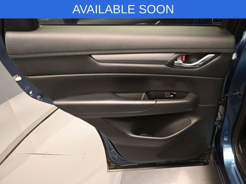 Used 2017 MAZDA CX-5 Touring w/ Preferred Equipment Package image 31