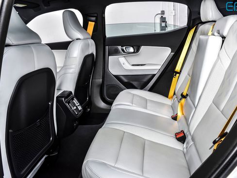 Used 2023 Polestar Polestar 2 w/ Pilot Pack AWD/4WD image 19