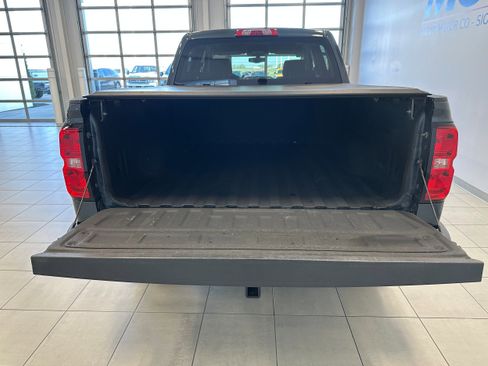 Used 2017 Chevrolet Silverado 1500 LT w/ All Star Edition AWD/4WD image 7